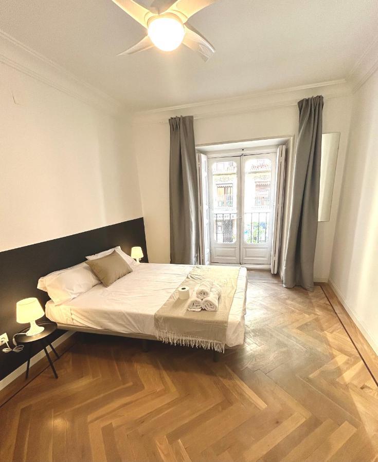 Villa Rooms Madrid Luaran gambar