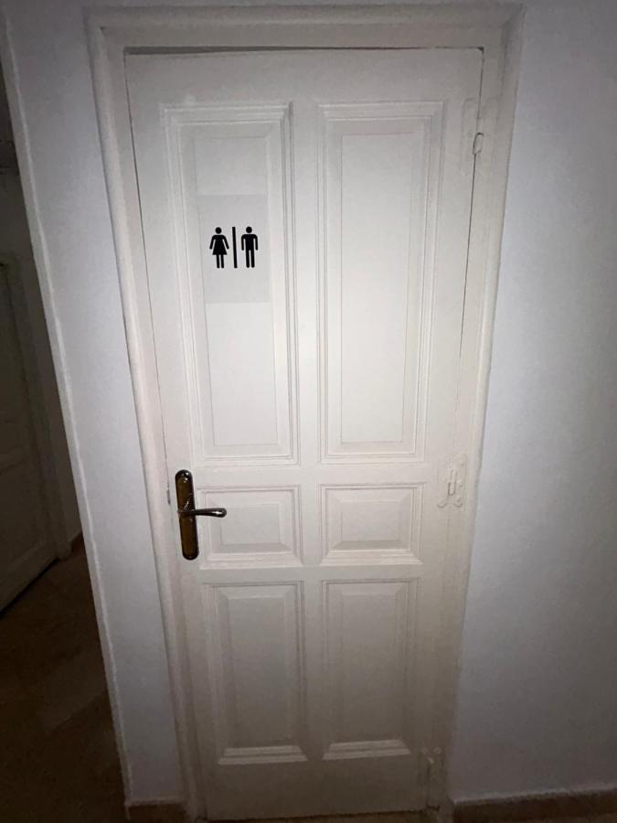 Villa Rooms Madrid Luaran gambar