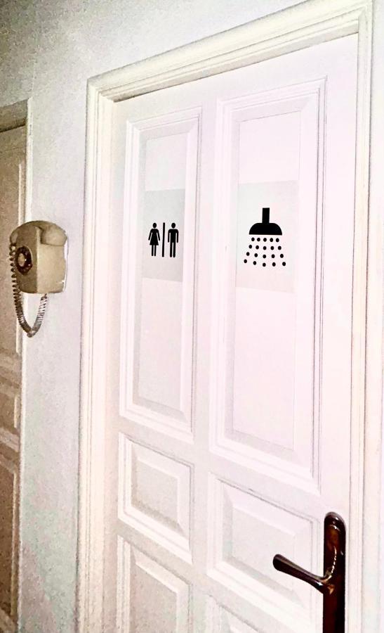 Villa Rooms Madrid Luaran gambar